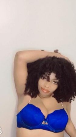 Experience Unforgettable Moments with Vanessa Flare Today