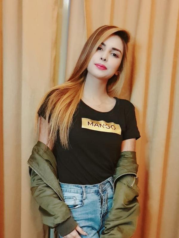 Experience Passion and Elegance with Willow Blaze