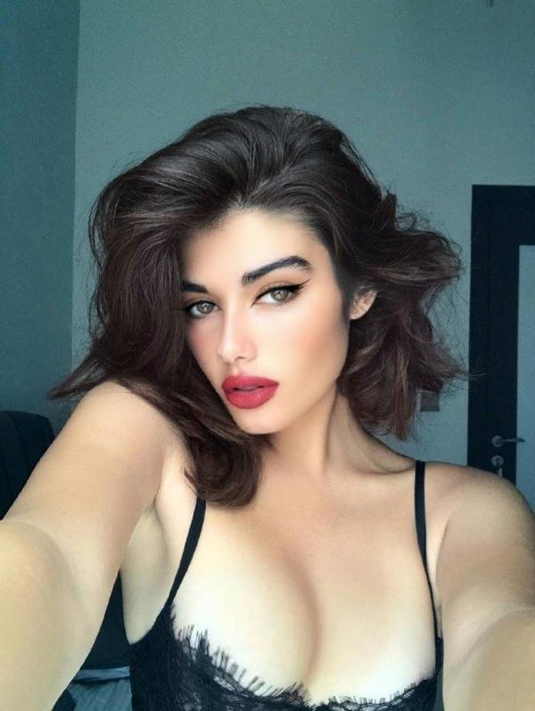 Experience Unforgettable Moments with Arwen Fire Today