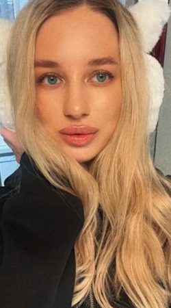 Discover the Allure of Kiara Frost Your Dream Companion